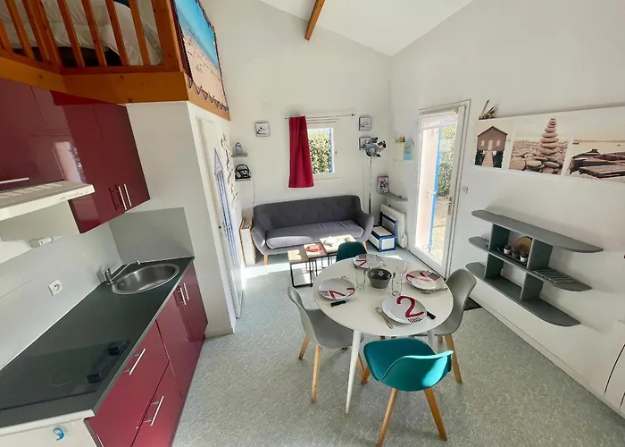 Maisonnette 4 Pers. à 300m De La Avec Piscine, Tennis Et Wifi - Fr-1-231-321 * Bretignolles-sur-Mer