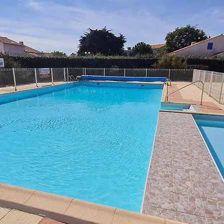 Maisonnette 4 Pers. à 300m De La Avec Piscine, Tennis Et Wifi - Fr-1-231-321 Casa vacanze *