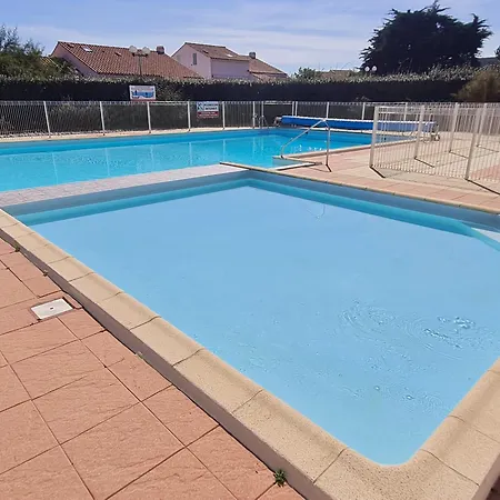 Casa vacanze Maisonnette 4 Pers. à 300m De La Avec Piscine, Tennis Et Wifi - Fr-1-231-321 Brétignolles-sur-Mer