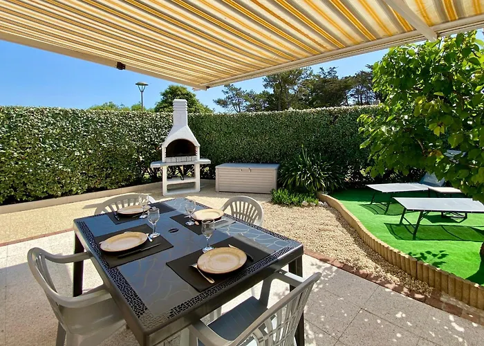 Maisonnette 4 Pers. A 300m De La Avec Piscine, Tennis Et Wifi - Fr-1-231-321 Bretignolles-sur-Mer